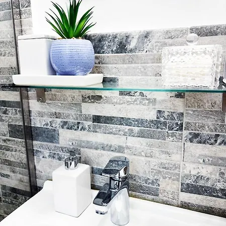 Victoriei - Parc Kiseleff * Bucharest